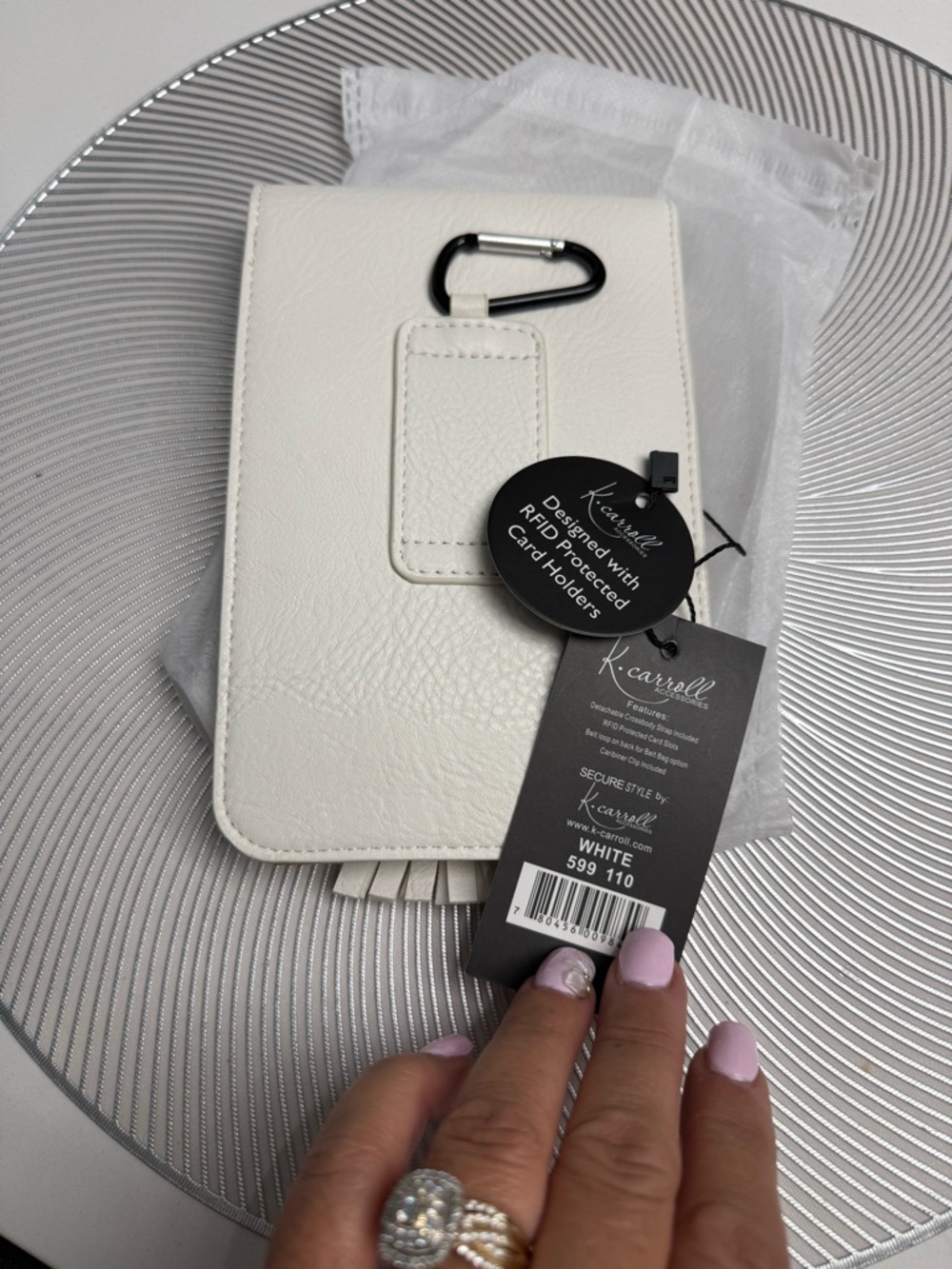 Crossbody phone or essential White Tassel Bag - 2 compartments, card slots RFID - Picture 8 of 9